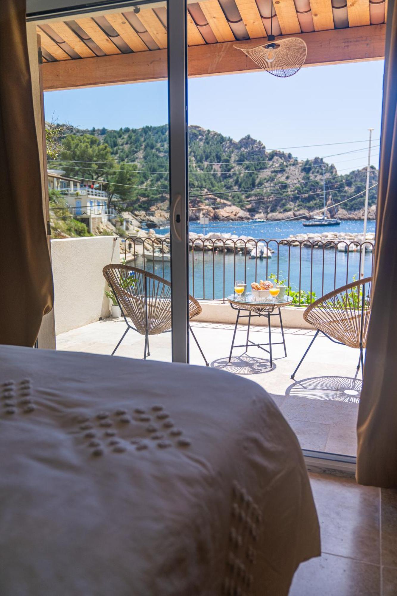 فيلا Le Cabanon - Les Pieds Dans L'Eau - Calanques - Wifi إنسويس-لا-رودون الغرفة الصورة